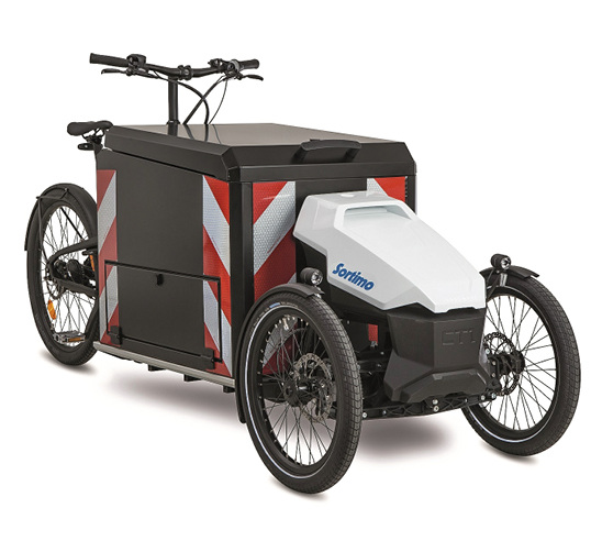 
Mit dem Akku-Lastenfahrrad kommt man überallhin, auch in Innenstädten mit Umweltzonen und Parkplatzmangel



