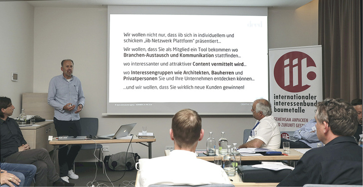 
 Ivar M. M. Vage stellt das neue iib-Projekt vor



