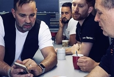 Im Format UBEB - Unser Betrieb, euer Betrieb - kommen Unternehmer aus der Klempnerbranche zusammen, um sich über Proesse, Arbeitsweisen, Techniken und Lösungen auszutauschen.