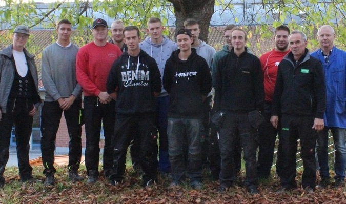 Auszubildende aus Thüringen, Sachsen und Sachsen-Anhalt kamen zu einem Schulungstag des Herstellers Wolfin in Rohr.