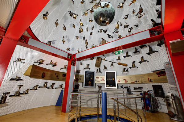 Herrlich: fliegende Lötlampen, soweit das Auge reicht