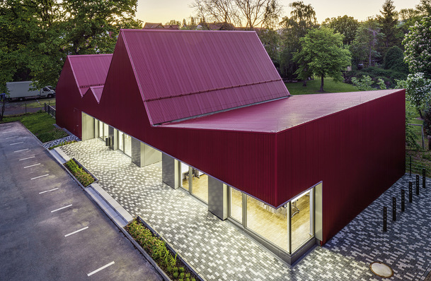 Die Medienwerkstatt in Eschwege wurde mit Maas-Profilen bekleidet