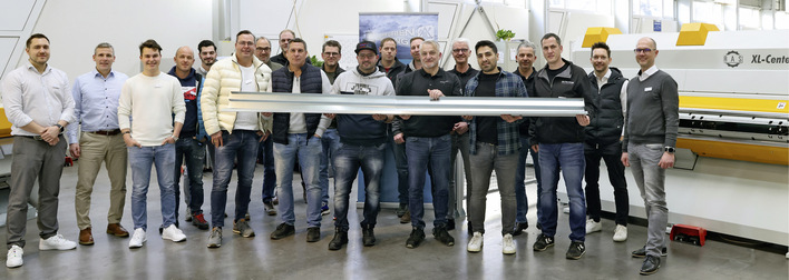 Zufriedene Workshopteilnehmer im RAS-Showroom