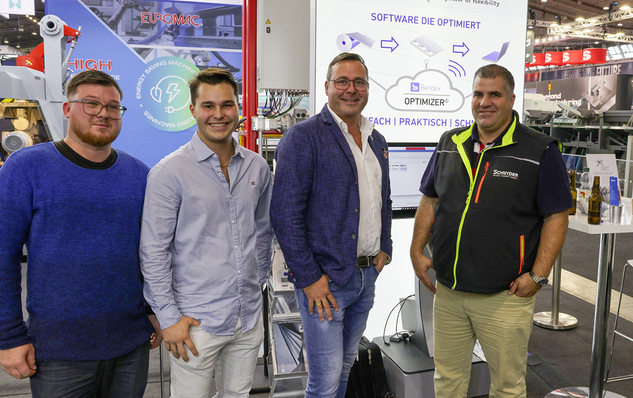 Blechexpo-Netzwerkmeeting: Rytis Lazuta, Luis und Mirco Siegler aus Bürstadt mit Valentin Schnyder aus Elgg