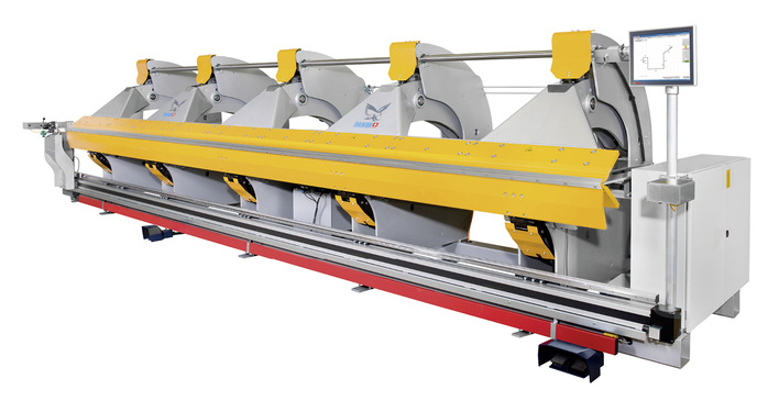  Das Thalmann-TZ-Modell ist eine ­typische Spengler­maschine