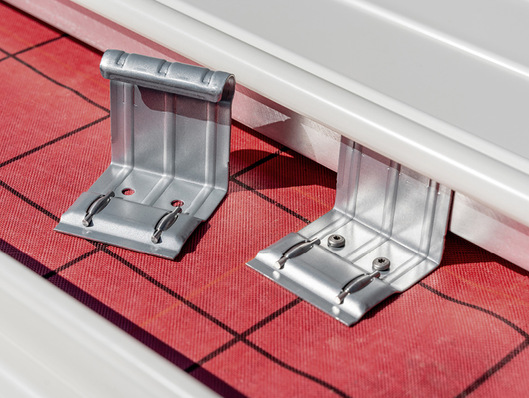  Der Zambelli-Rollenclip verfügt über zusätzliche Rollenlagerungen, um die Dilatationsbewegungen durch ­minimierte Reibung aufzunehmen