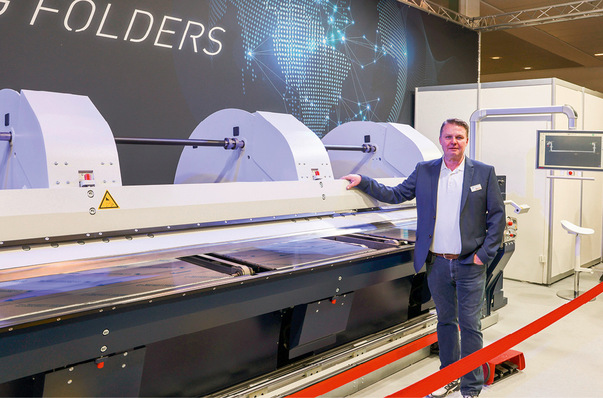 Bau München: Mario Traub am Biegemaster X-Bend