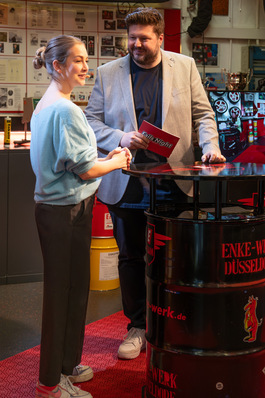 Fails-Night-Rednerin Sophie Hinkel mit Fails-Night-Macher und Moderator Oliver Oettgen