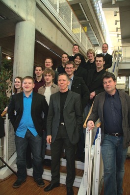 Hans-Peter Rösch (re.) und Gert Brenner (Bildmitte vorne) mit den Blechmasters 2009
