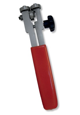 Da hilft nur testen: Der Kantenanreifer KA1* ist ein wahrer Alleskönner und für die Werkzeugtester ein inzwischen unverzichtbares Hilfsmittel
