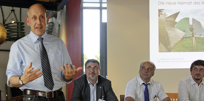 
Karlstadts Bürgermeister Dr. Paul Kruck begrüßt den iib im Museum



