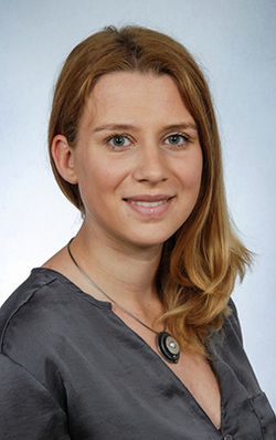 



Laura Kornhaaß macht sichGedanken über die geplanten neuen Abschlussbezeichnungen
